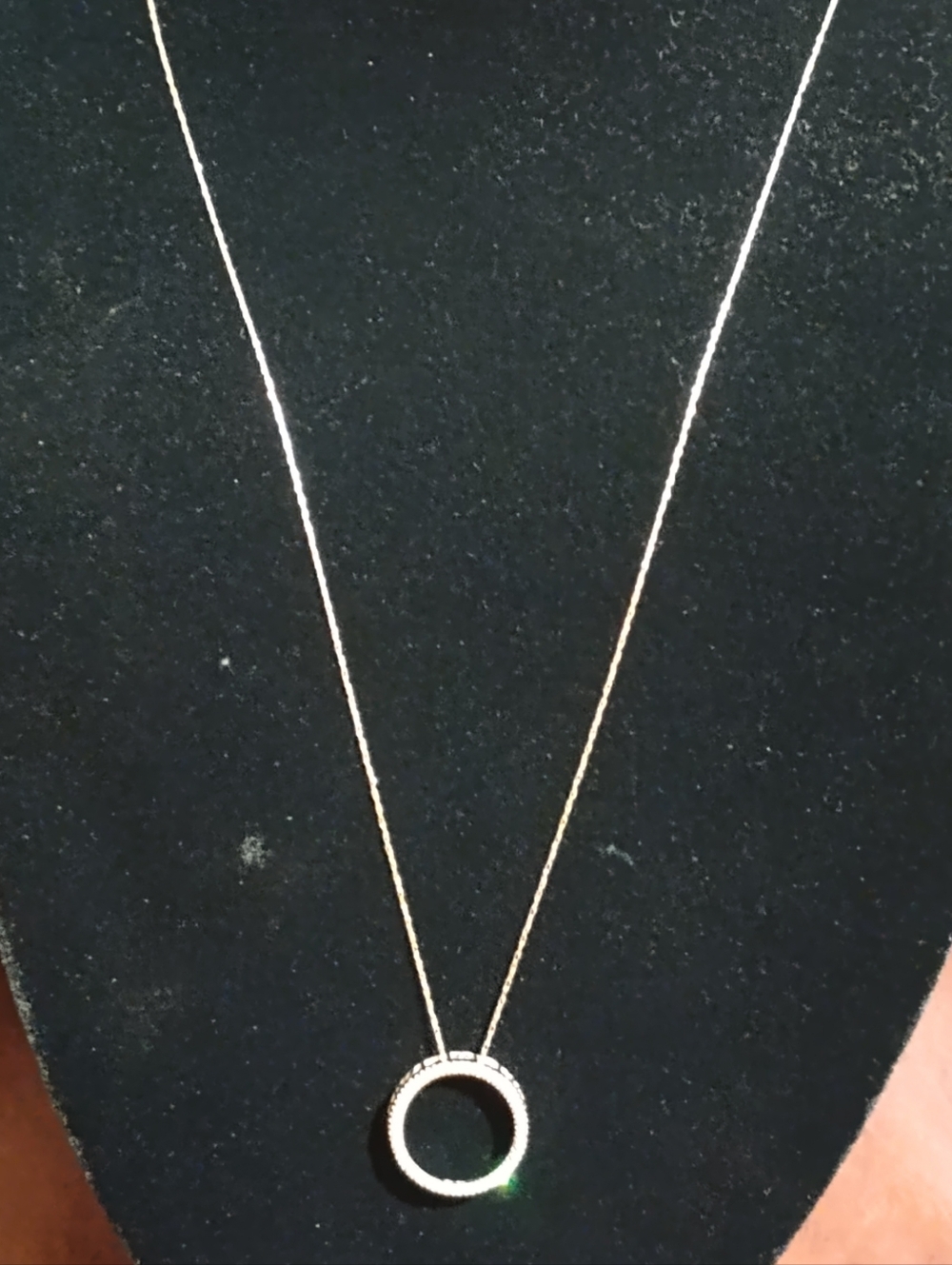 Stunning 10 Karat Diamond Necklace With Pendant With Love Around The Rear - Picture 2 of 9